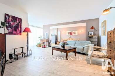Appartement 4 pièces 299900 €