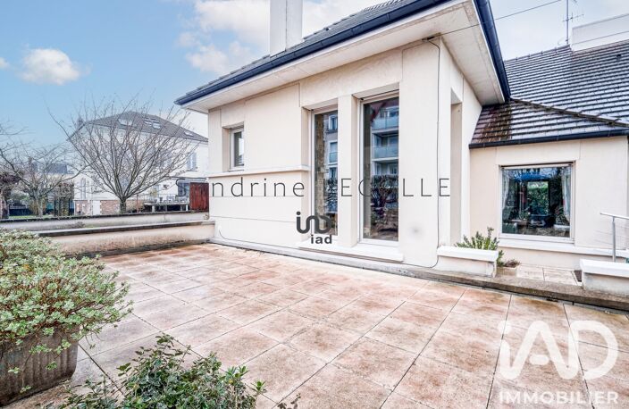 Vente Maison/villa 9 pièces — photo 3