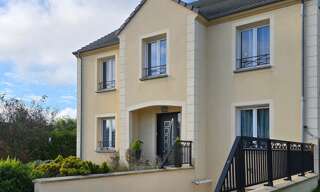 Maison 8 Pièces 215 m² à vendre à Grisy-Suisnes (77166)