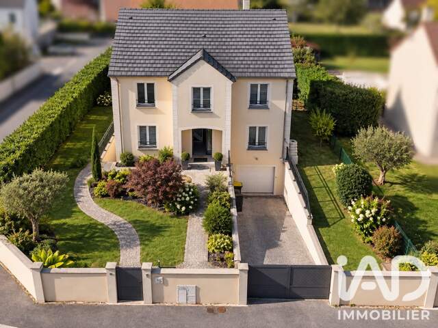 Vente Maison traditionnelle 8 pièces — photo du bien