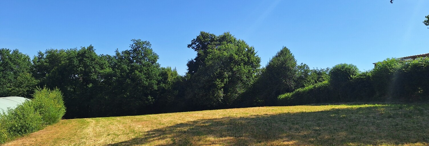 Terrain  2200 m² à vendre à Prunet (15130)
