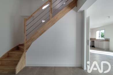 Maison 5 pièces 1500 €