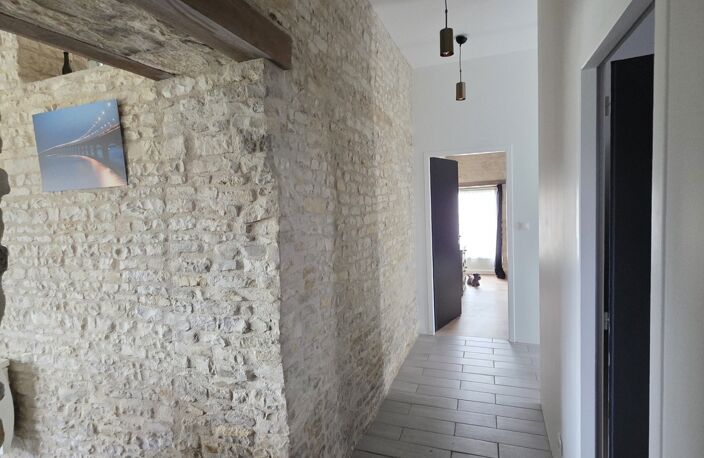 Vente Maison/villa 5 pièces — photo 2