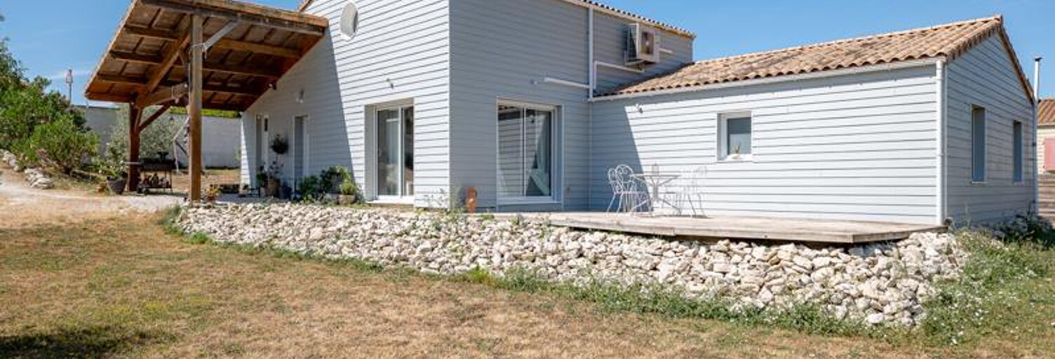 Maison 4 Pièces 137 m² à vendre à Ternant (17400)