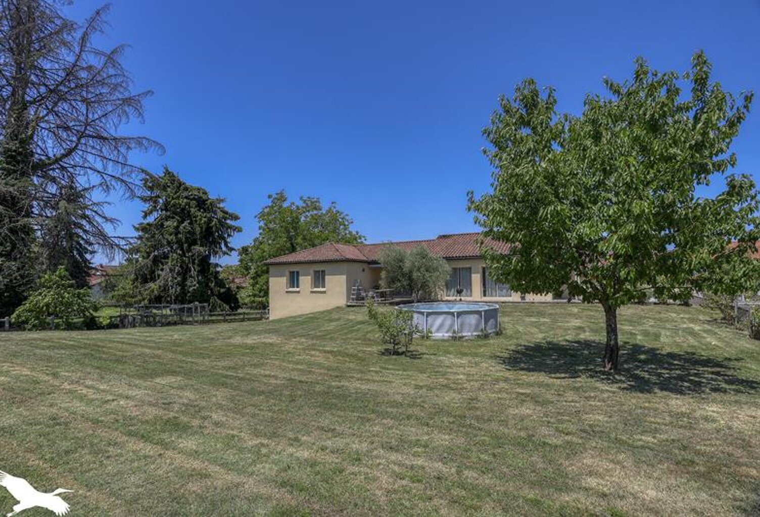 Contemporaine de 6 pièces principales — photo 1