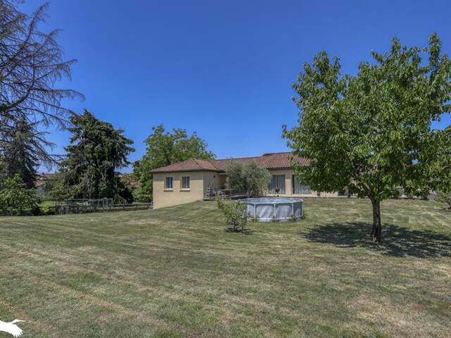 Contemporaine de 6 pièces principales — photo du bien