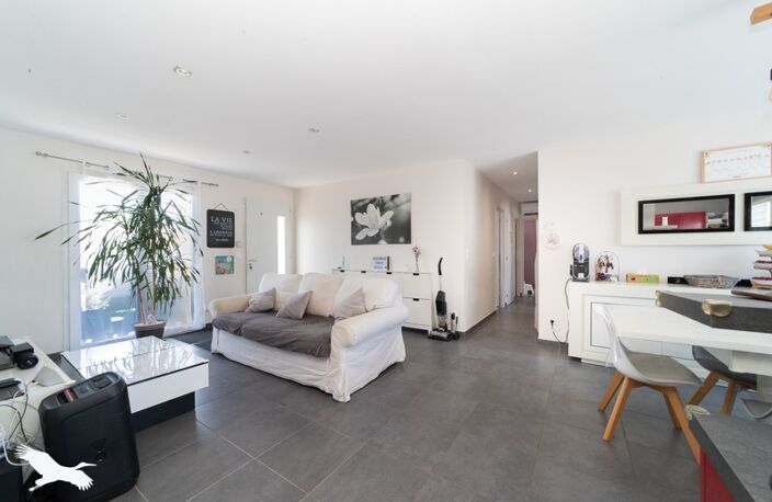 Contemporaine de 5 pièces principales — photo 2