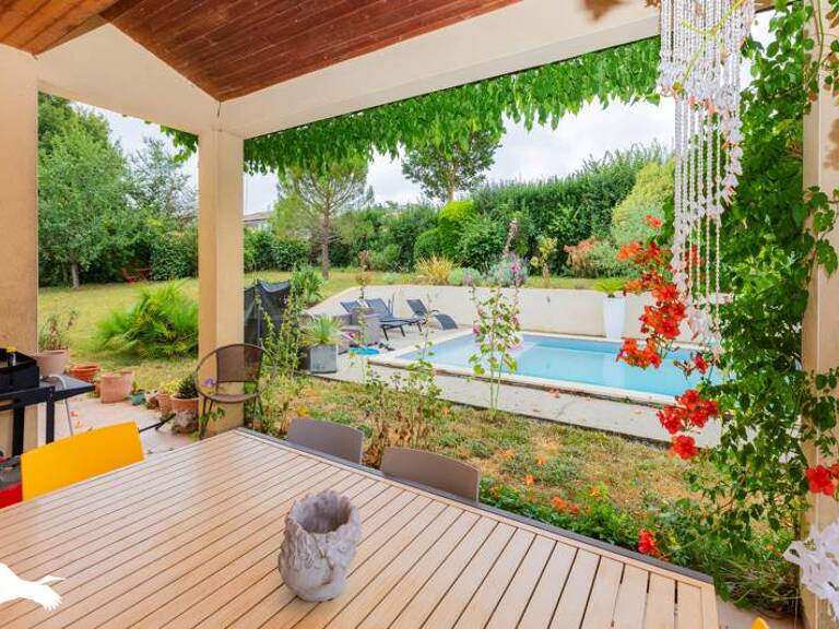 Villa de 7 pièces principales — photo 1
