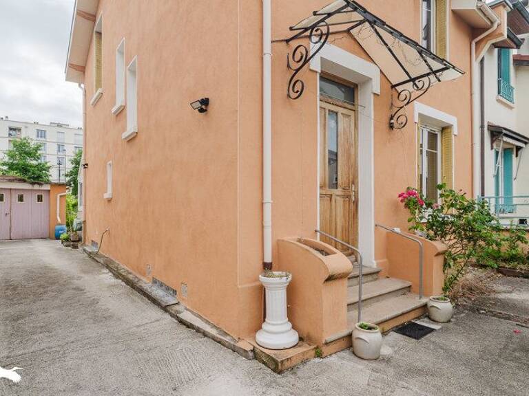 Maison de ville de 3 pièces principales — photo 1