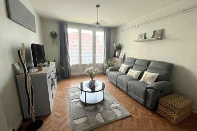 Appartement 4 pièces 90000 €