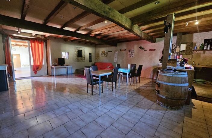 Ferme (tte) de 2 pièces principales — photo 2