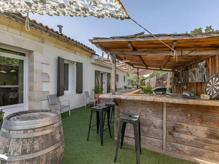 Maison en pierre de 4 pièces principales — photo 1