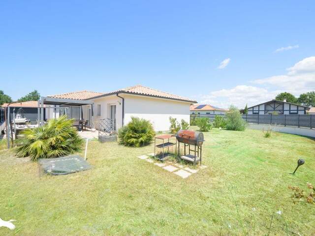 Maison 4 pièces 106 m² à Parentis-en-Born — photo du bien