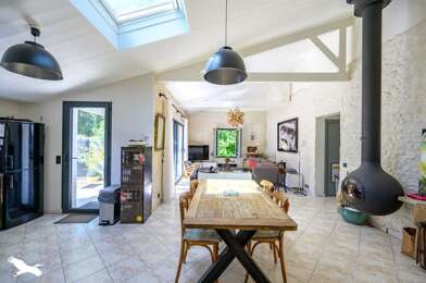 Maison 5 pièces 599000 €