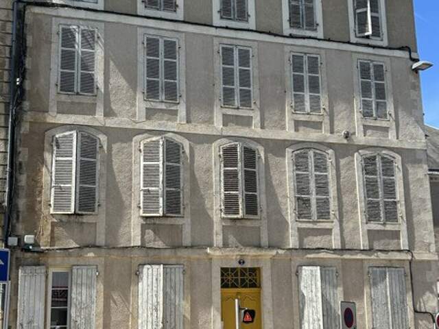 Immeuble à Auch — photo du bien