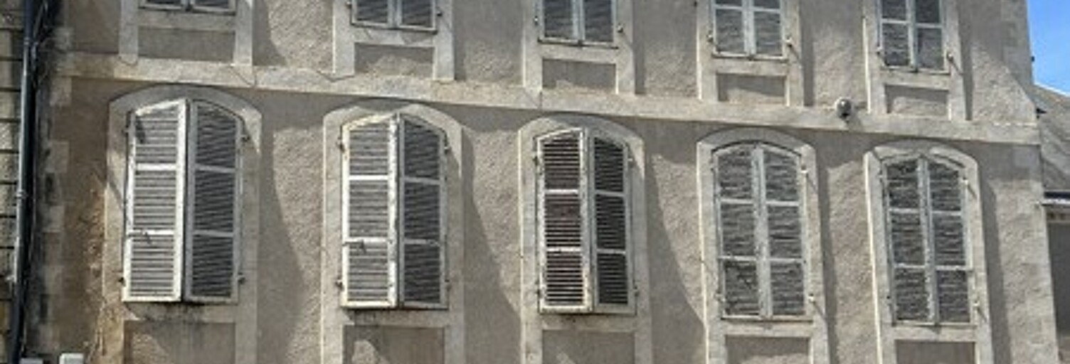 Immeuble   m² à vendre à Auch (32000)