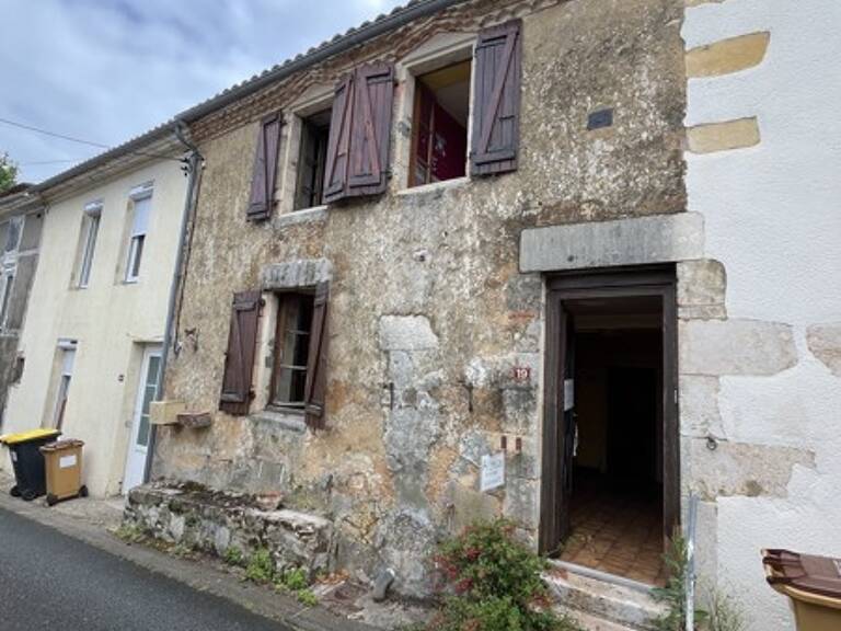 Maison en pierre de 4 pièces principales — photo 1