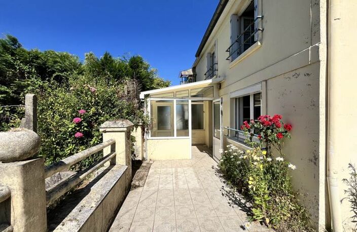 Maison de bourg de 6 pièces principales — photo 2