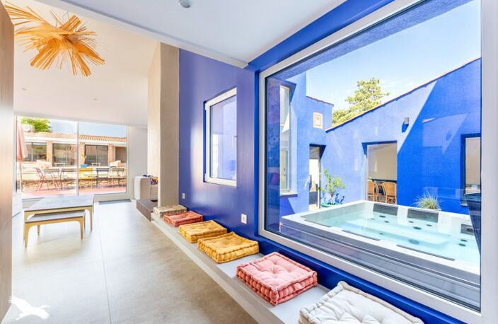 Villa de 8 pièces principales — photo 2