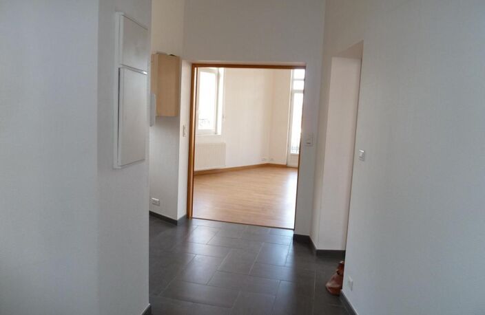 Appartement à louer  à Cambrai — photo 4