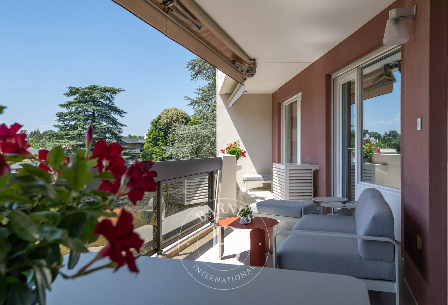 Ecully - Centre - Appartement de 142,57 m² - Grande terrasse - 4 chambres - Garage - Cave — photo 1