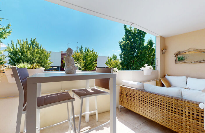 APPARTEMENT DE STANDING DE 93M2 AVEC SUPERBE TERRASSE DE 17M — photo 4