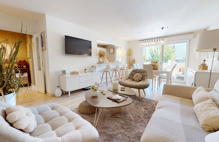 APPARTEMENT DE STANDING DE 93M2 AVEC SUPERBE TERRASSE DE 17M — photo 4