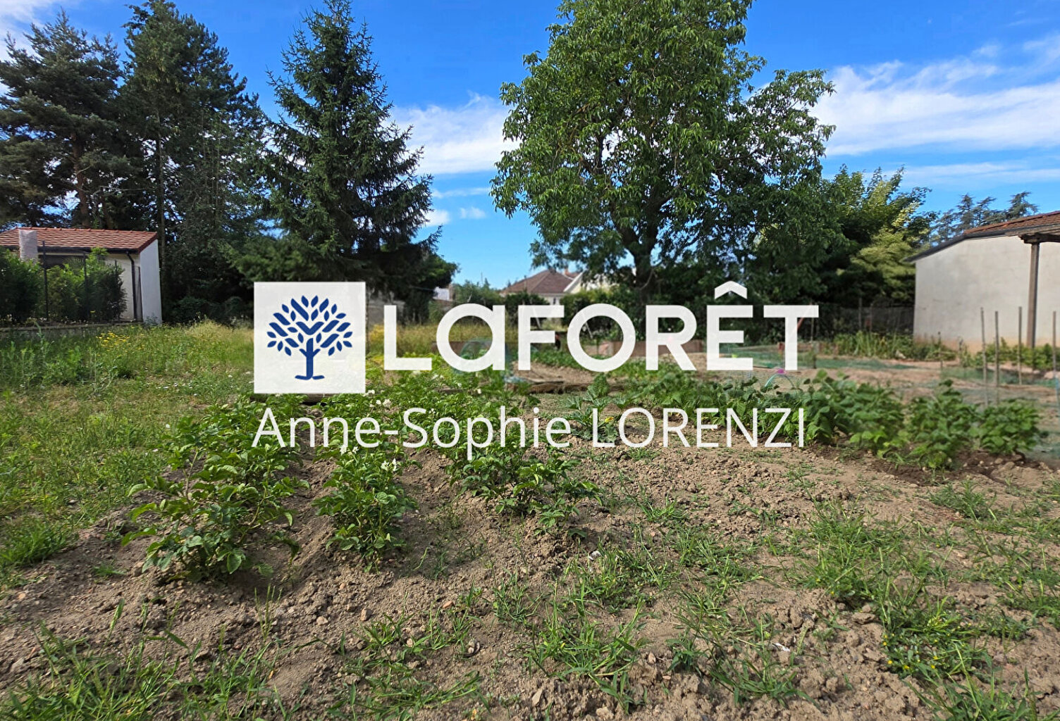 Terrain Saint Just Saint Rambert 693 m2 — photo 1
