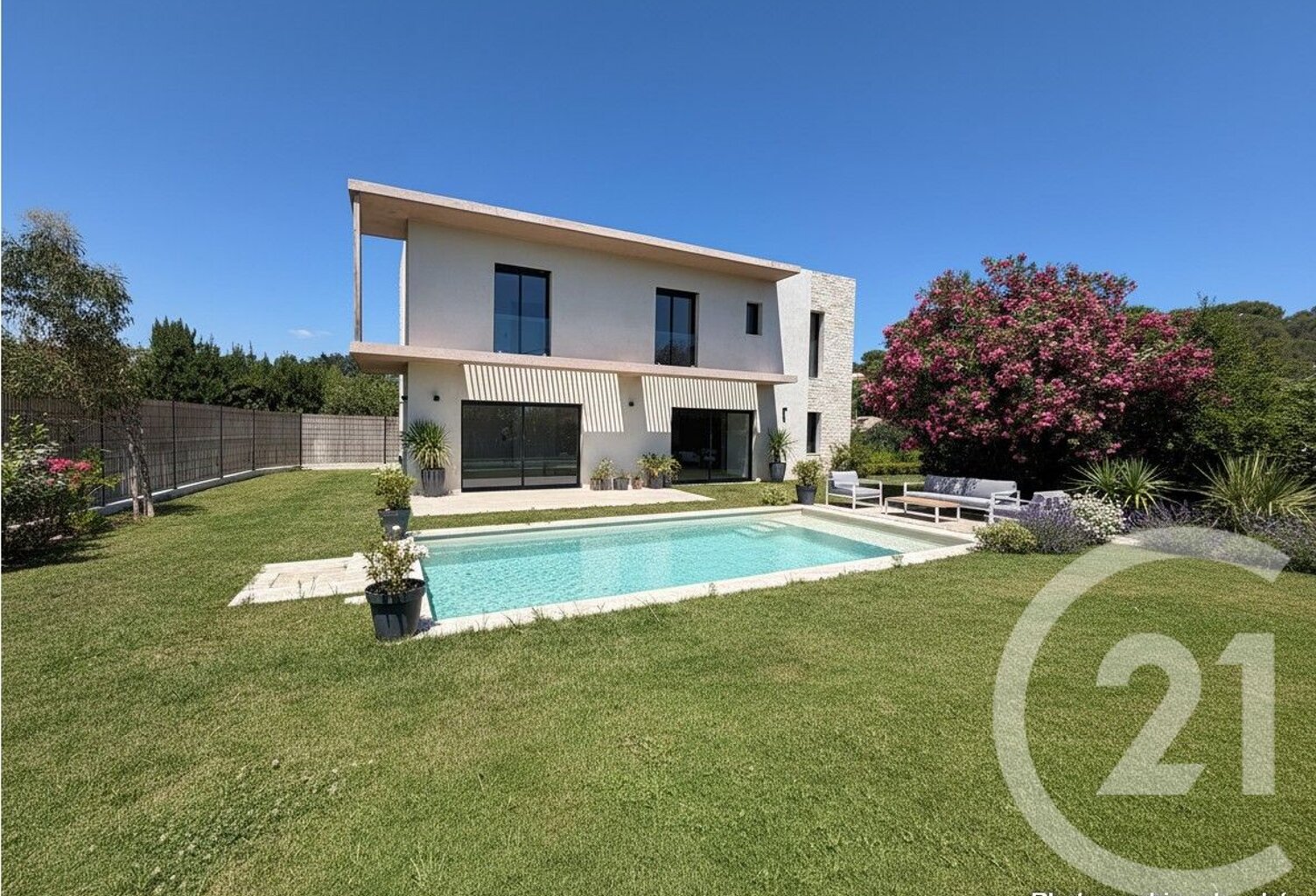 Vente maison 4 pièces 155 m² Mougins (06250) — photo 1
