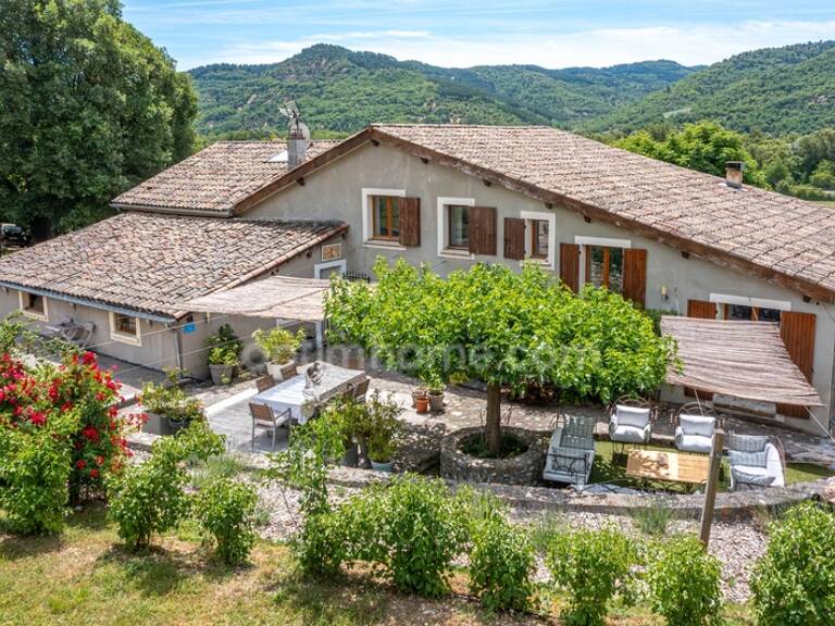 A vendre Authentique propriété de caractère avec gîte indépendant à Mallemoisson (04) — photo 1