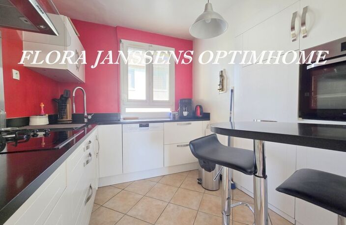 BEZONS – Secteur prisé des Hauts de Bezons – Belle maison familiale indépendante de 182,45 m² au sol sur 229 m² de terrain — photo 5
