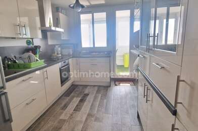 Appartement 3 pièces 235000 €