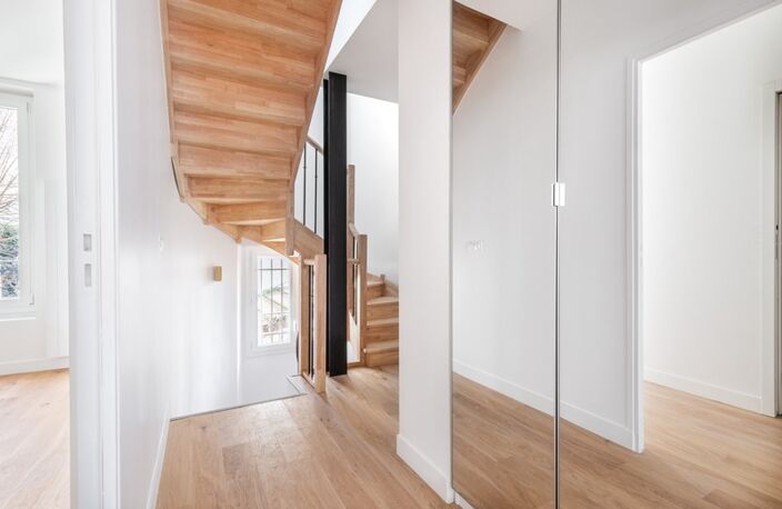 -92120 - MONTROUGE - MAISON DE VILLE /DUPLEX - 6 PIÉCES - 4 CHAMBRES - AV DE LA REPUBLIQUE - MÉTRO LIGNE 4 - 2 CAVES — photo 2