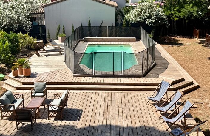 AIGUES-MORTES – MAS DE CHARME 200 m² SUR PLUS DE 2 000 m² DE TERRAIN — photo 2