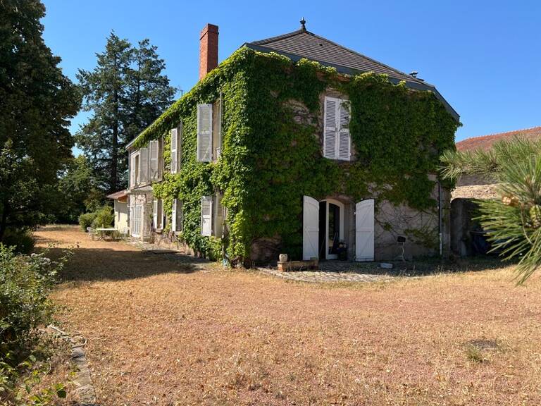 Propriete à vendre 8 pièces Proche de ROANNE (42) — photo 1