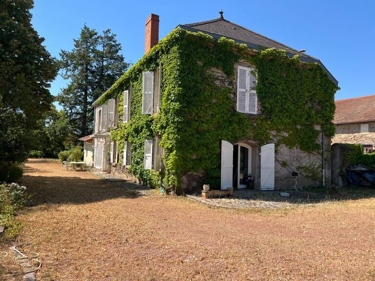 Propriete à vendre 8 pièces Proche de ROANNE (42) — photo 1