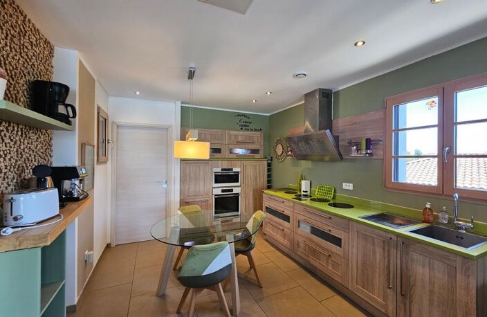 Villa 2018 (102m²) - 4 Chambres, Piscine à débordement & DPE A - Clé en main — photo 4