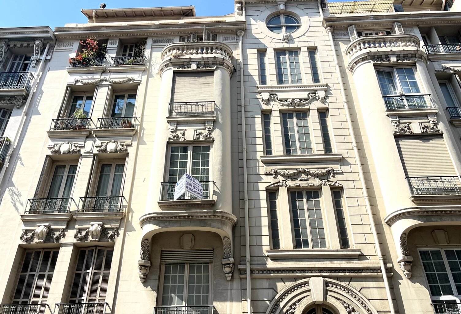 Beau 3 pièces avec cachet – Libération, Nice — photo 1