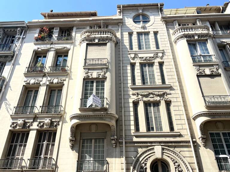 Beau 3 pièces avec cachet – Libération, Nice — photo 1