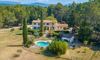 Maison 6 Pièces 200 m² à vendre à Tourrettes (83440)