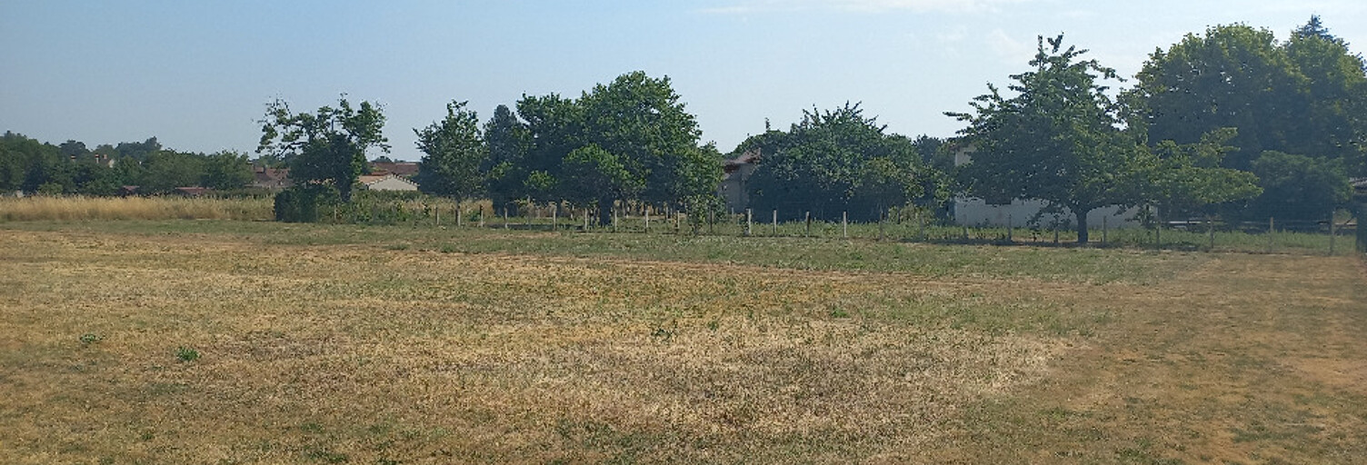 Terrain  983 m² à vendre à Saint-Front-de-Pradoux (24400)