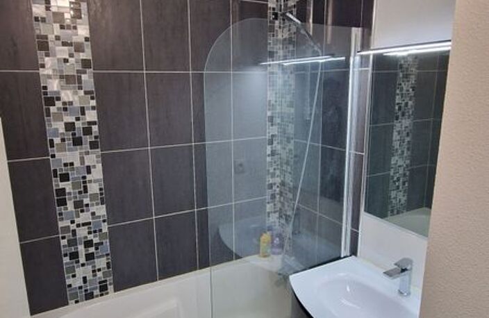 T3 — photo 3
