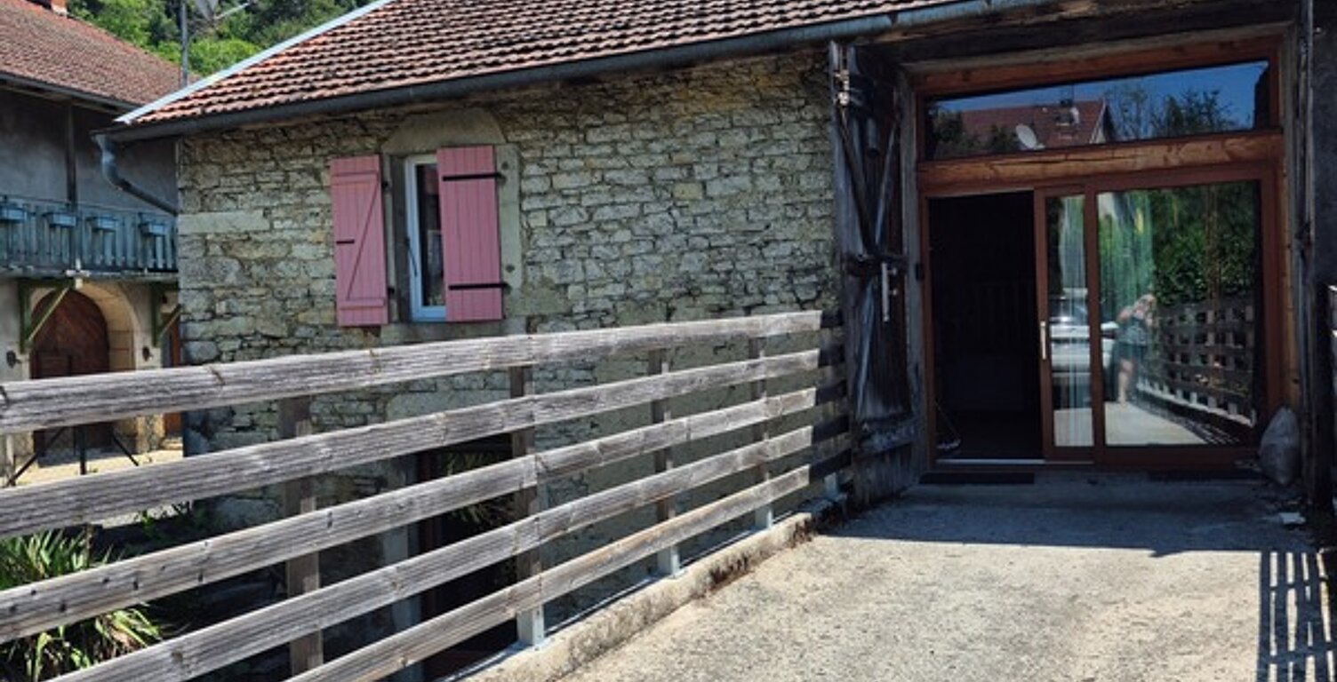 Maison à vendre 6 pièces LECT (39) — photo 1