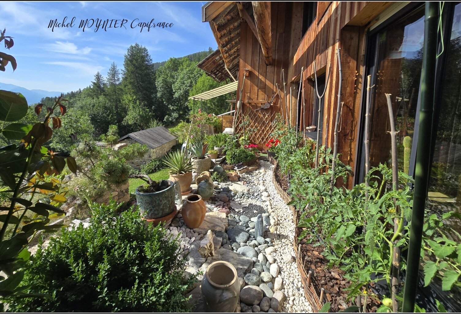 Une maison de montagne pour réunir toute la famille (VISITE VIRTUEL APRES CONTACT): 194 m² Carrez, 305 m² au sol, 5 chambres, terrasses et exposition sud, dans un hameau préservé du Pays des Écrins — photo 1