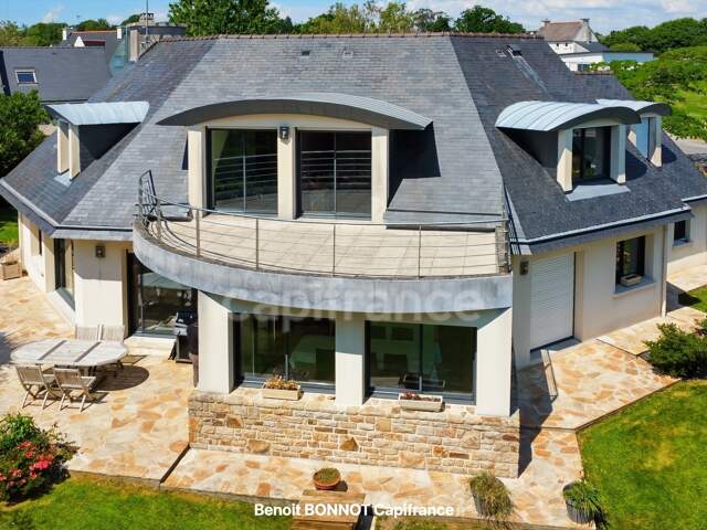 PLEUVEN – Maison de 229 m², 6 chambres, vie de plain-pied et espace indépendant — photo du bien