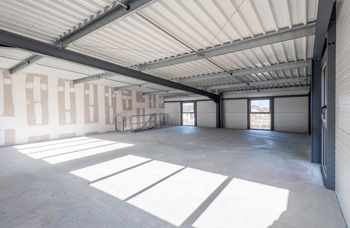 à vendre Artisans : Votre nouvel atelier de 115 m² au pied de l'A40 – Bonneville — photo 4