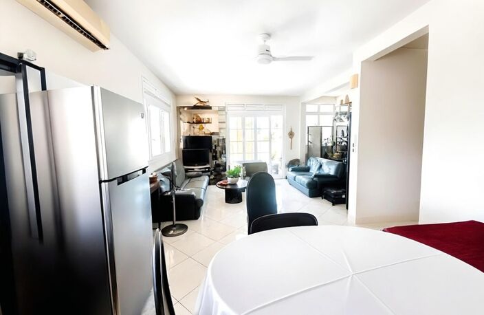 Ensemble immobilier d'envergure sur 1 900 m² de terrain –  Dampierre à vendre 13 pièces, LE GOSIER — photo 4