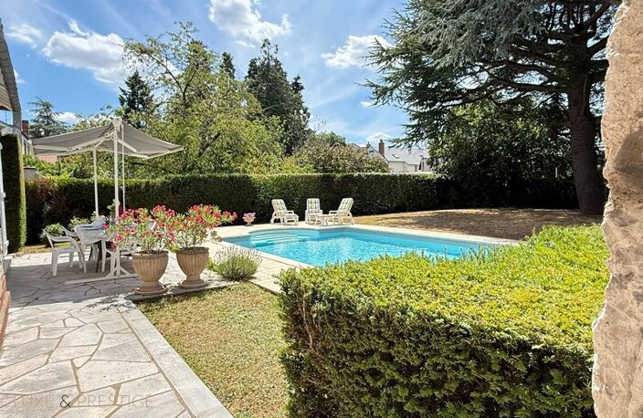 Maison de caractère, a vendre, piscine et jardin, Orleans — photo 2