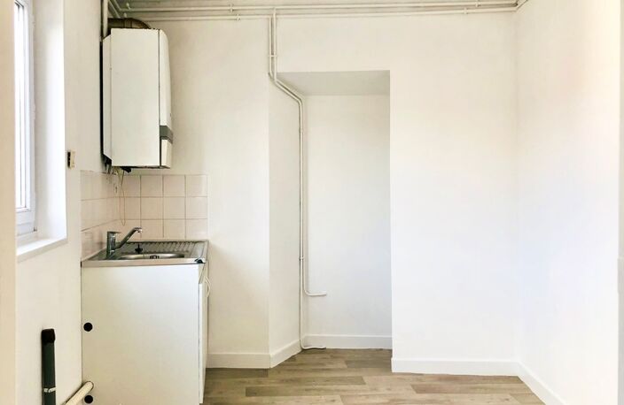 Appartement à vendre de 79.73m² centre ville de CHOLET (49) — photo 3