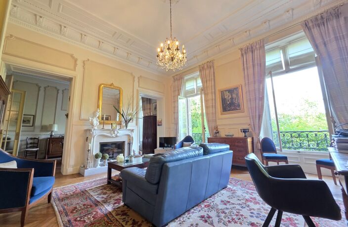 Appartement de prestige dans un château du XIXe siècle – 152 m² — photo 2